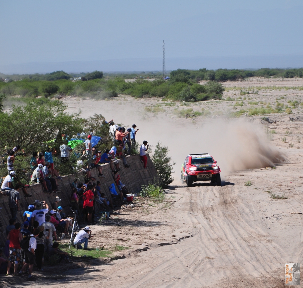 DSC_0118ToyotaCrowd.jpg