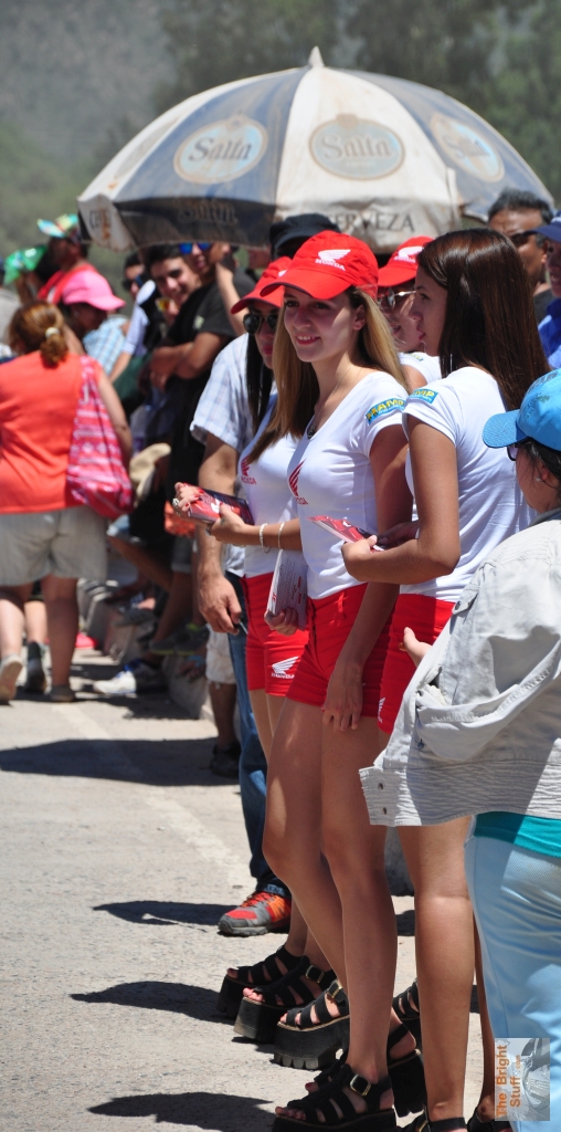 DSC_0242hondaChicks.jpg