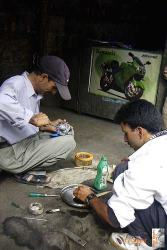 i083_Mechanic_Srinigar
