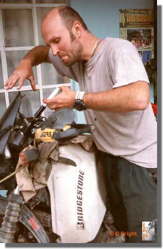 685_Changing_fork_oil